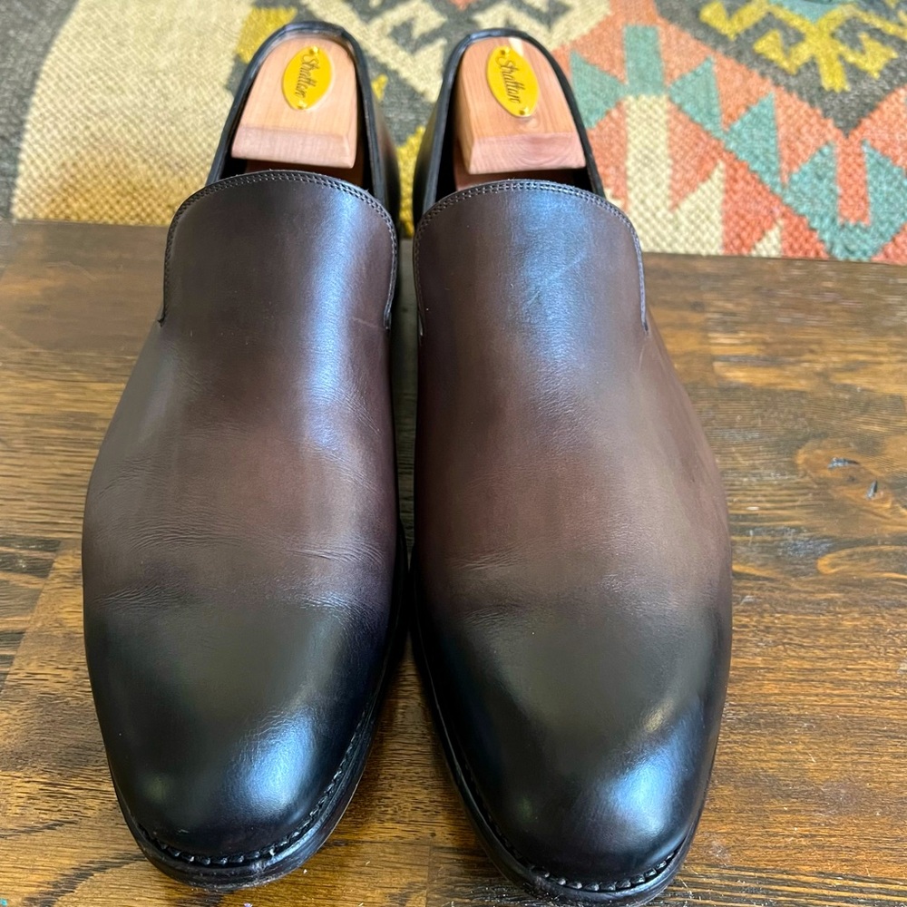 Salvatore Ferragamo $1,750 TRAMEZZA Burnished Leather Loafers 10 2E US11